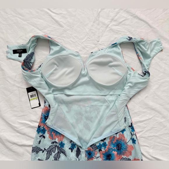 Guess Light Blue Lace Embroidered Sheath Dress | Sweetheart Neckline | Size 4 - Picture 14 of 17